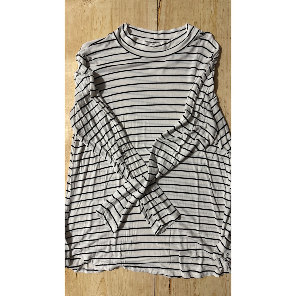 Maurices 24/7 Womens XL White Black Striped‎ Mock Neck Long Sleeve Rayon Top